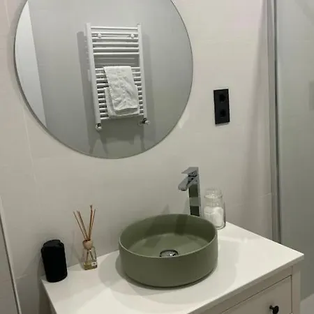 Piso Deluxe Con Balcon Cerca Del Casco Viejo ビルバオ