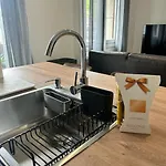 Piso Deluxe Con Balcón Cerca Del Casco Viejo Apartamento