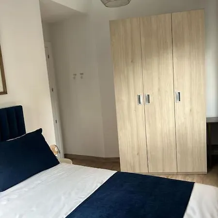 Апартаменты Piso Deluxe Con Balcon Cerca Del Casco Viejo