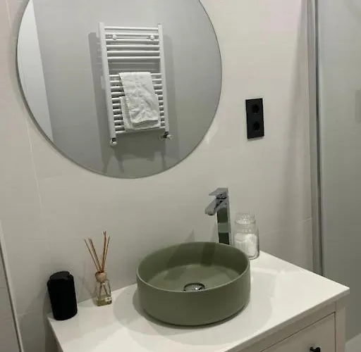 Piso Deluxe Con Balcon Cerca Del Casco Viejo Bilbao